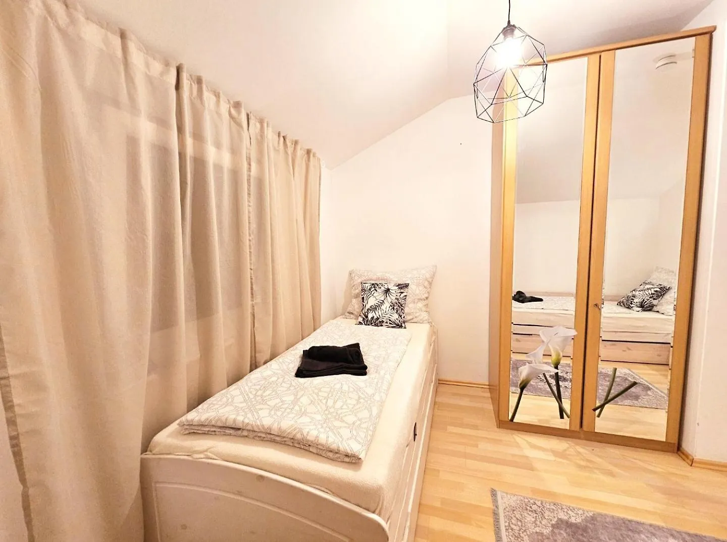 Villa With Pool - Big Garden - Barbecue - Free Parking Βιέννη 0*,  Αυστρία